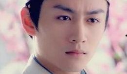 扒爷爆料白鹿最新,扒爷曝惊人生成，揭秘明星幕后故事